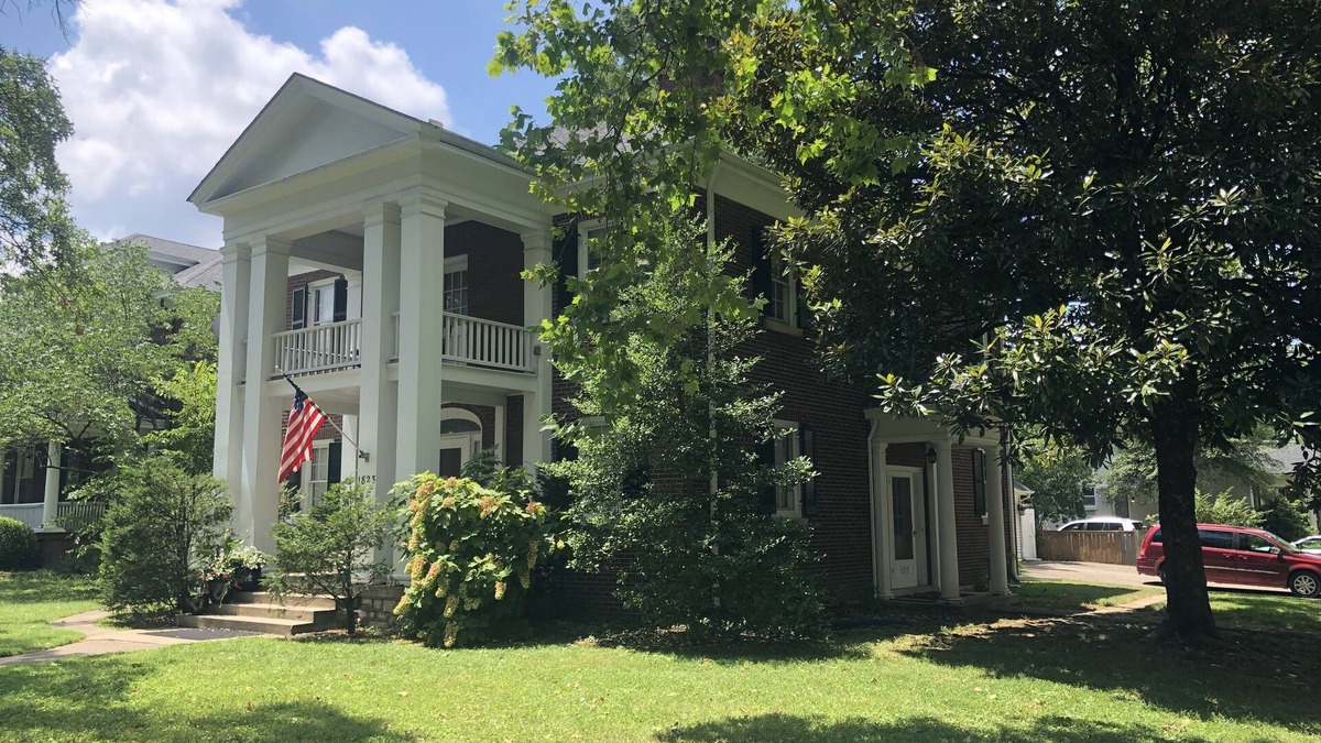 Lexington Apartment | Location location location-#15015318-1