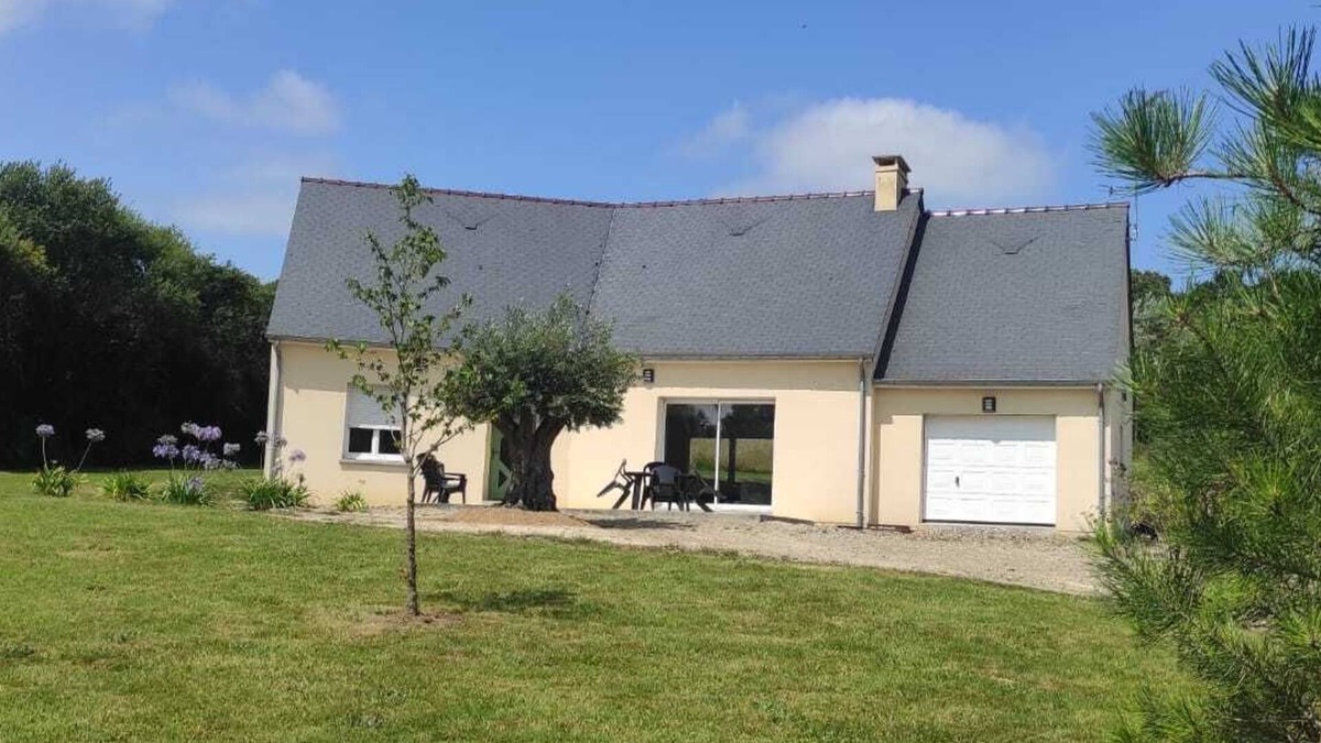 Varenguebec House | Location Saisonnière Acceptant Animaux Dans la Manche