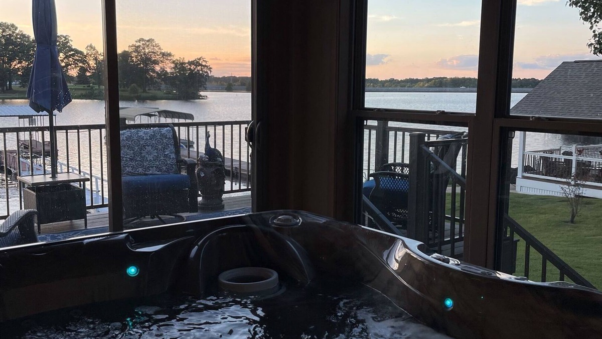 Marion House | Location & views! Cozy but room for 10. Outdoor firepit & 2 covered boat slips.