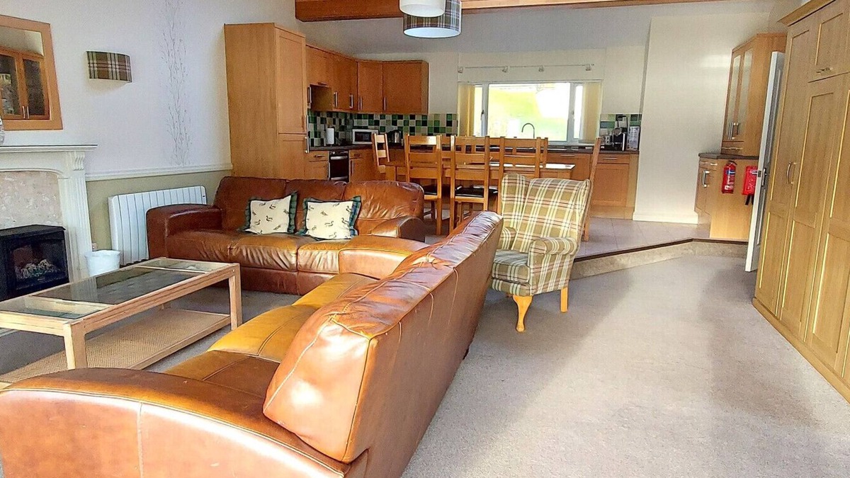 Kinloch Rannoch Apartment | Loch Rannoch Eagle Lodge