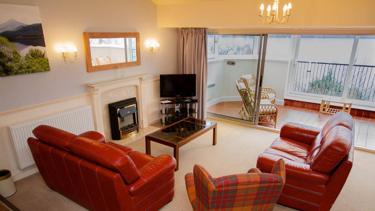 Kinloch Rannoch Cottage | Loch Rannoch Highland Lodge (2) - Retreat Group
