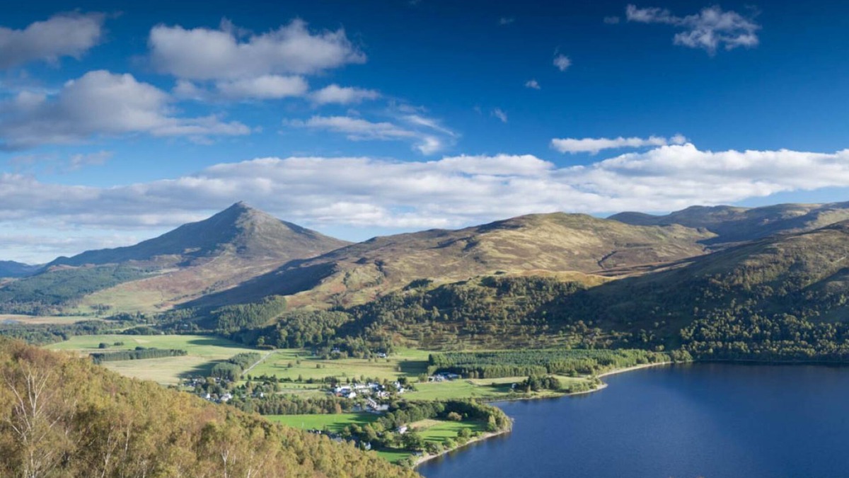 Kinloch Rannoch Cottage | Loch Rannoch Otter Lodge (8) - Retreat Group
