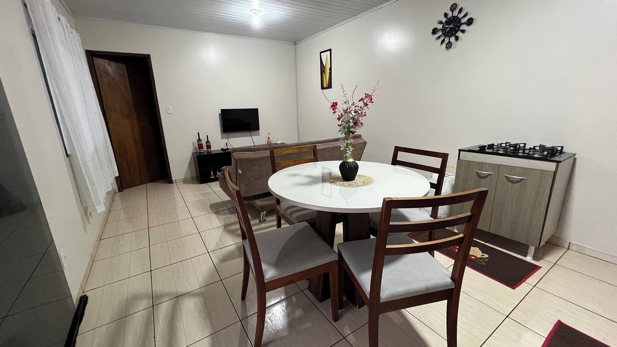 Santa Felicidade House | Locks Inn, Cascavel, Paraná - 02