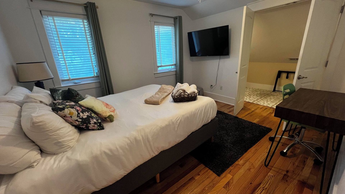 Lockeland Springs House | Lockeland Springs Retreat on Lillian Street