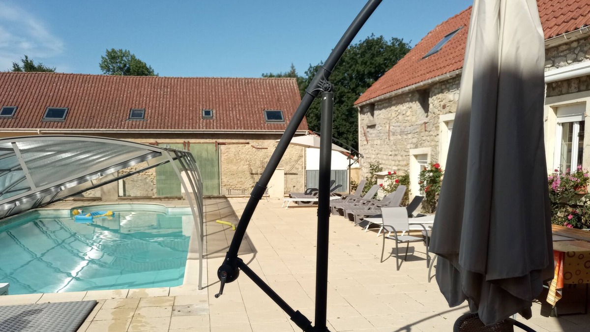 Rety Cottage | LOCQUINGHEM PALACE GITE N°2 HEATED DISCOVERY POOL