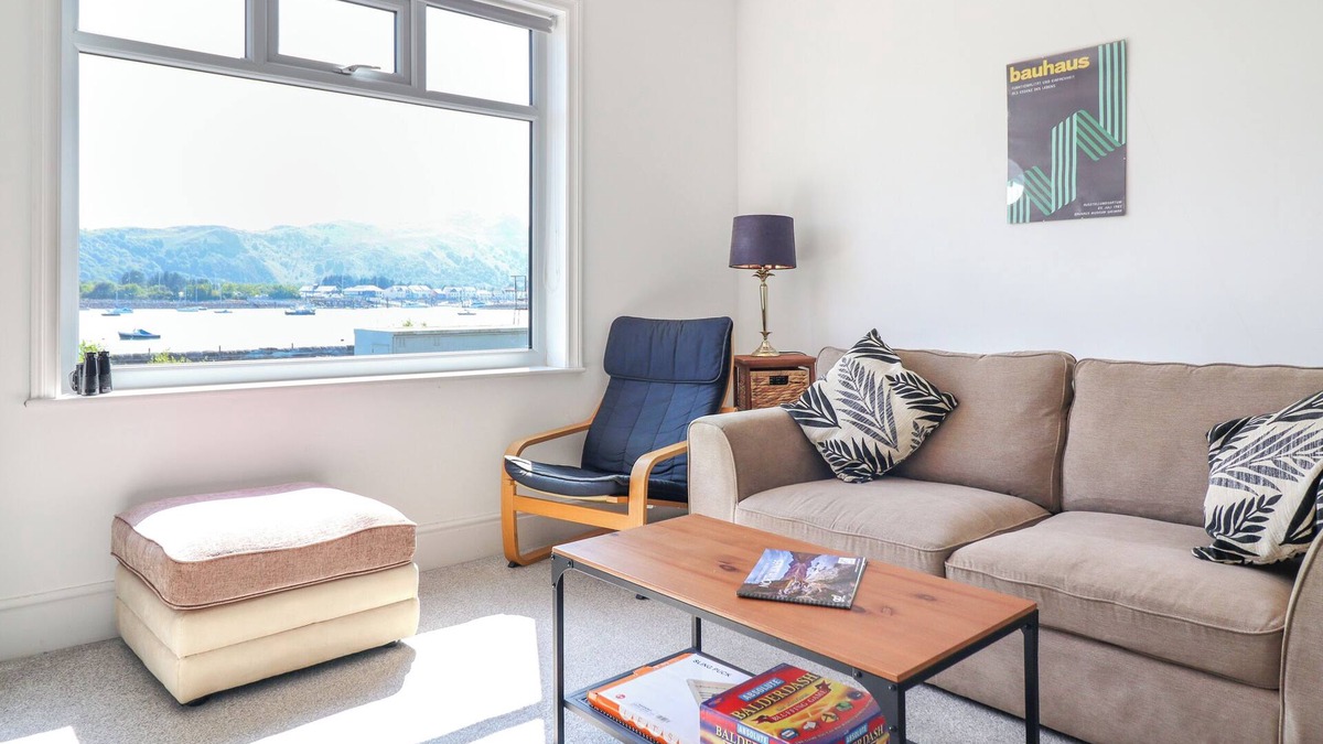 Deganwy Cottage | LODESTAR, pet friendly, country holiday cottage in Deganwy