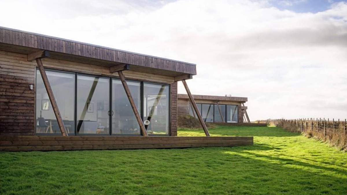 John O'Groats Cottage | Lodge 6 - 3 Bed - a john o'groat that sleeps 6 guests in 3 bedrooms