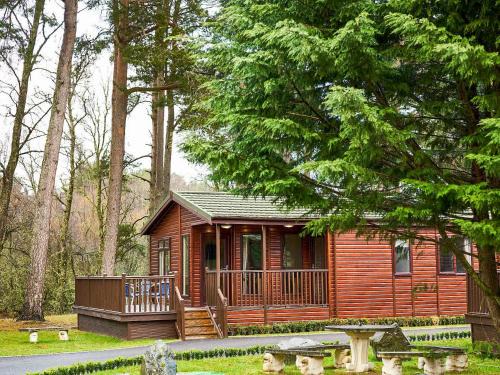 Dinnet House | Lodge B- Uk33087