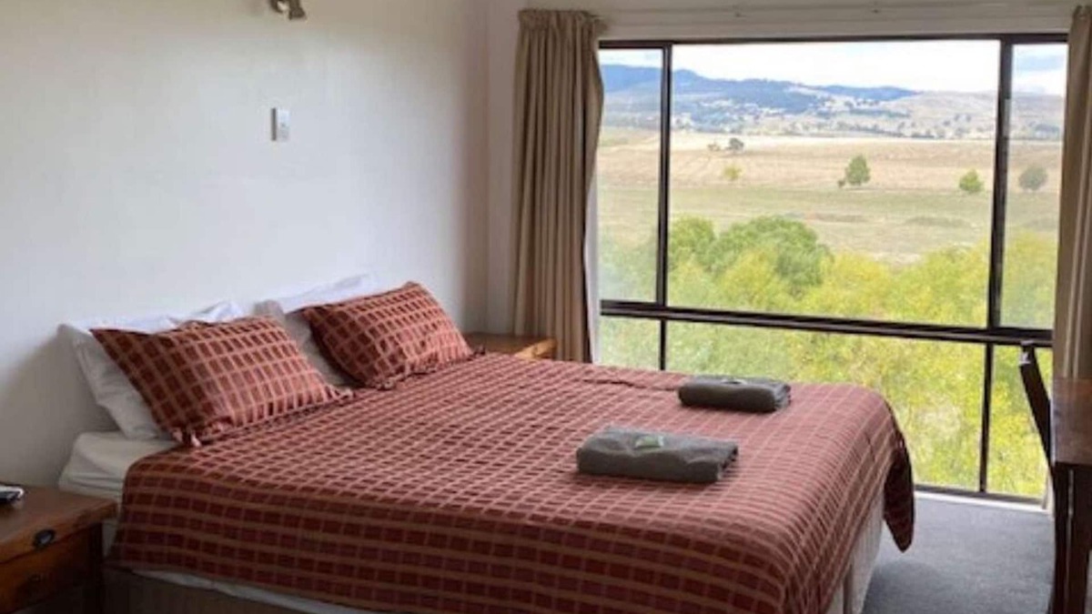Merrijig Apartment | Lodge by the River - Studio 5