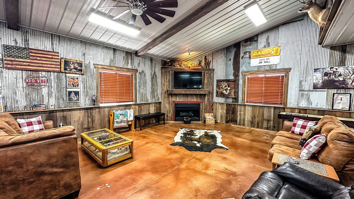 Greenwich Cabin | Lodge Country Retreat bird watching Outside patio fire pit sunsets