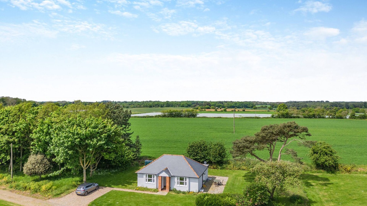 Orford House | Lodge Farm Cottage - Two Bedroom House, Sleeps 4