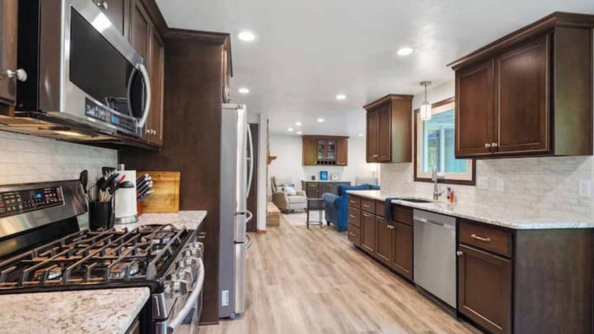 Green Bay House | Lodge @ Green Bay - Yard Space/Backyard Enjoy!