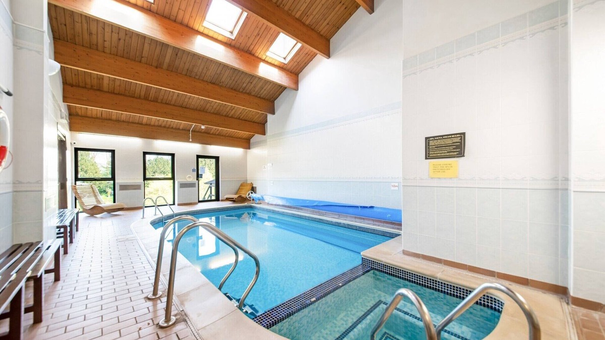 Thirsk Apartment | Lodge in Thirsk with Spa & Countryside Views