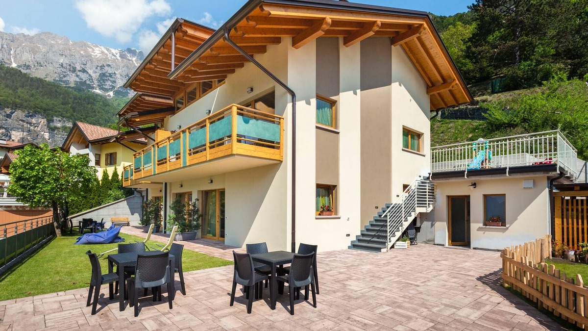 Molveno Villa | Lodge "LE SOLEIL" * sports and nature