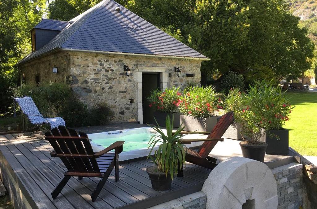 Ayzac-Ost House | Lodge ou Gîte de caractére avec jaccuzi spa piscine