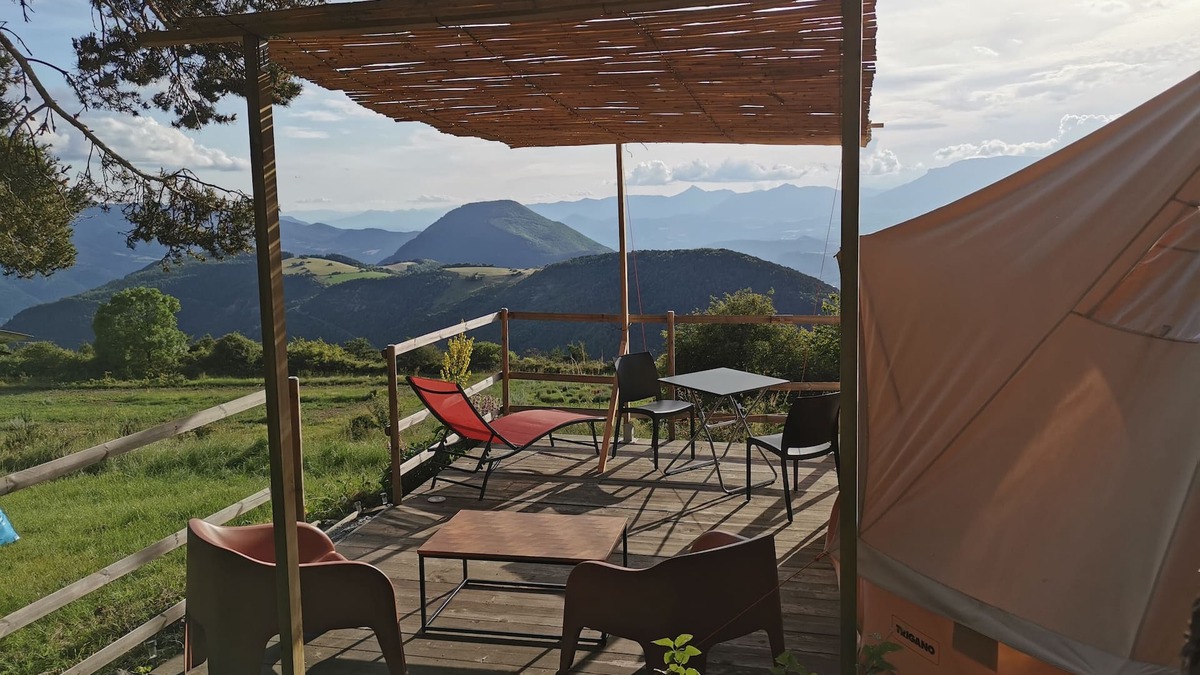 Theus RV Rental | LODGE VALLAURIA - Unusual Accommodation Furnished tent