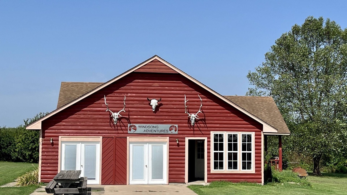 Adair Cabin | Lodge with fishing & guided hunts available! Minutes from Tulsa & Grand Lake!