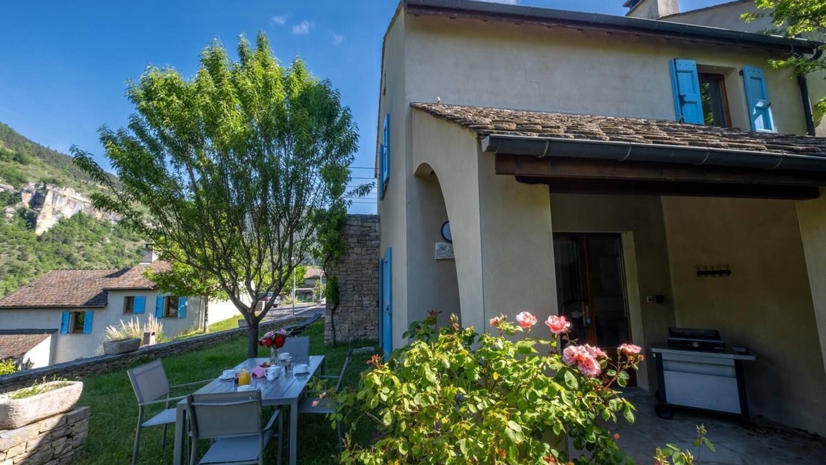 Saint-Rome-de-Dolan House | Lodging 2/4 persons - Village de gites des Vignes