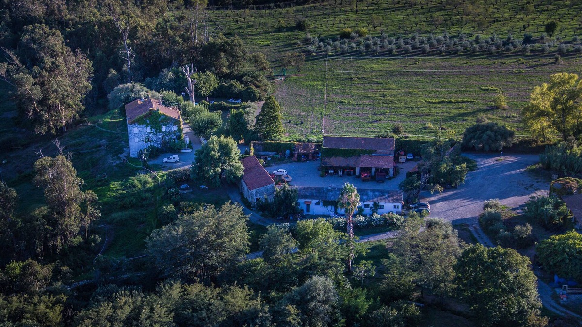 Aghione House | Lodging for 12 people with swimming pool in the heart of a wine-growing estate