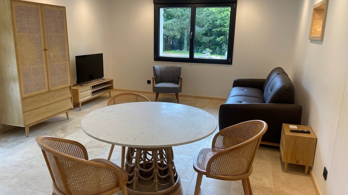 Rambervillers House | Lodging in a garden near Fraispertuis City Park.