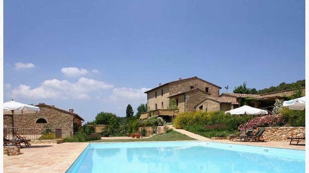 Simignano Apartment | Lodging in Casole Elsa,Siena,pool,Wi-Fi,terrace,barbecue,playground,sleep 6