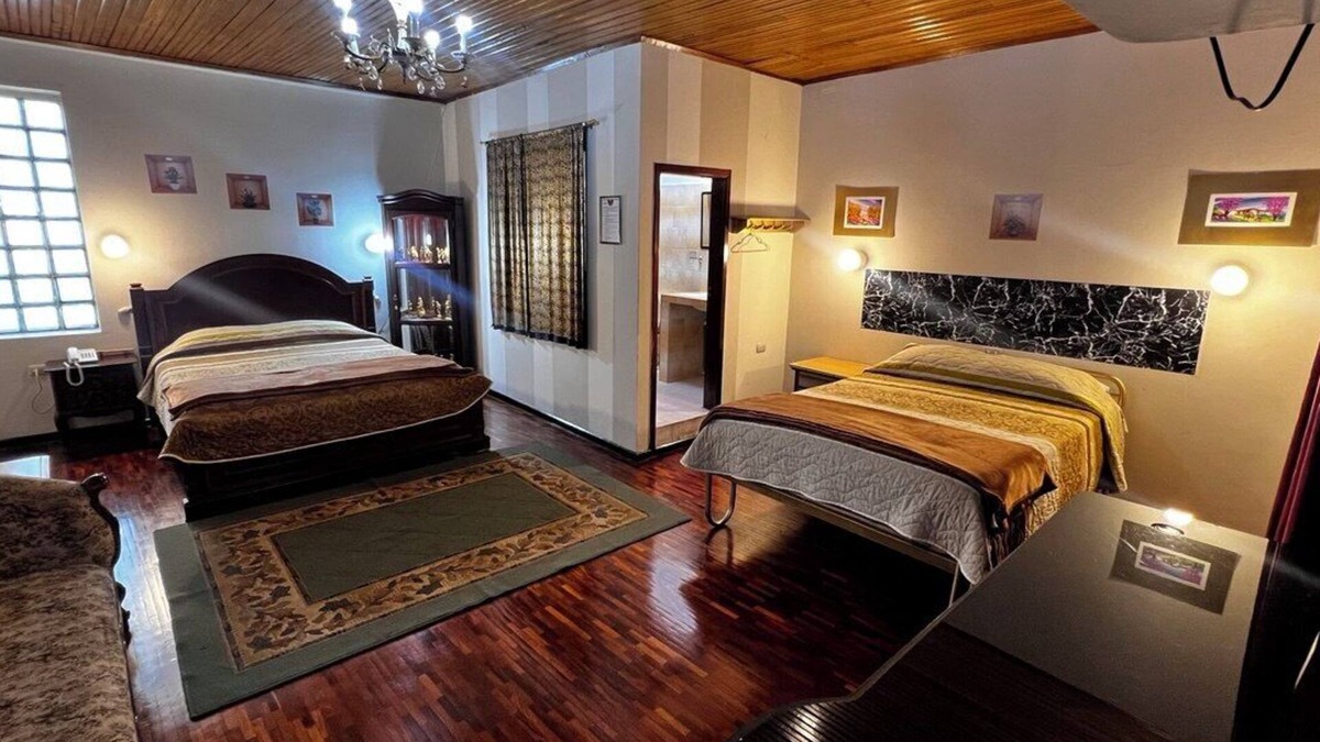 Loja Hotel | Lodging in the center with gym and parking included.