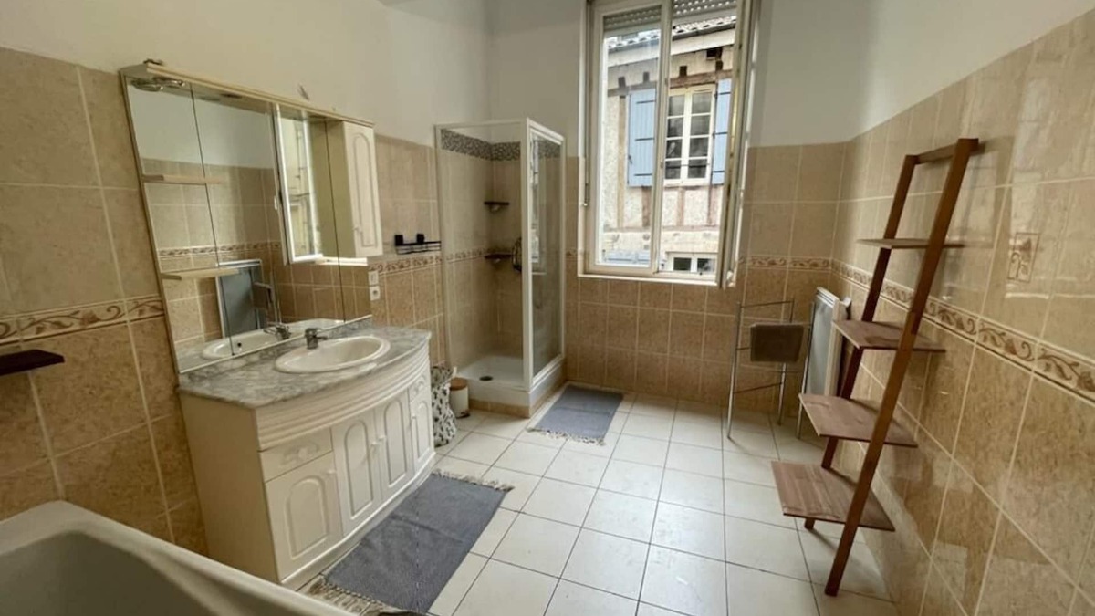 Agen Apartment | Loft 150m2 Parking Hyper Centre