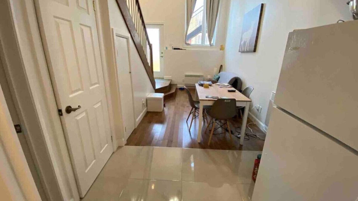 Bellerive Apartment | Loft 16 pieds avec terrasse et spa sur le toit!