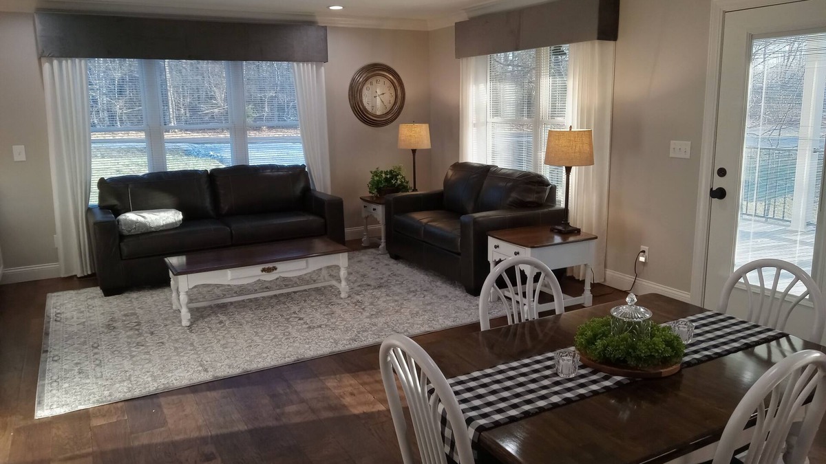 Eddyville House | Loft A Charming country style home near Lake Barkley, golf course and water park