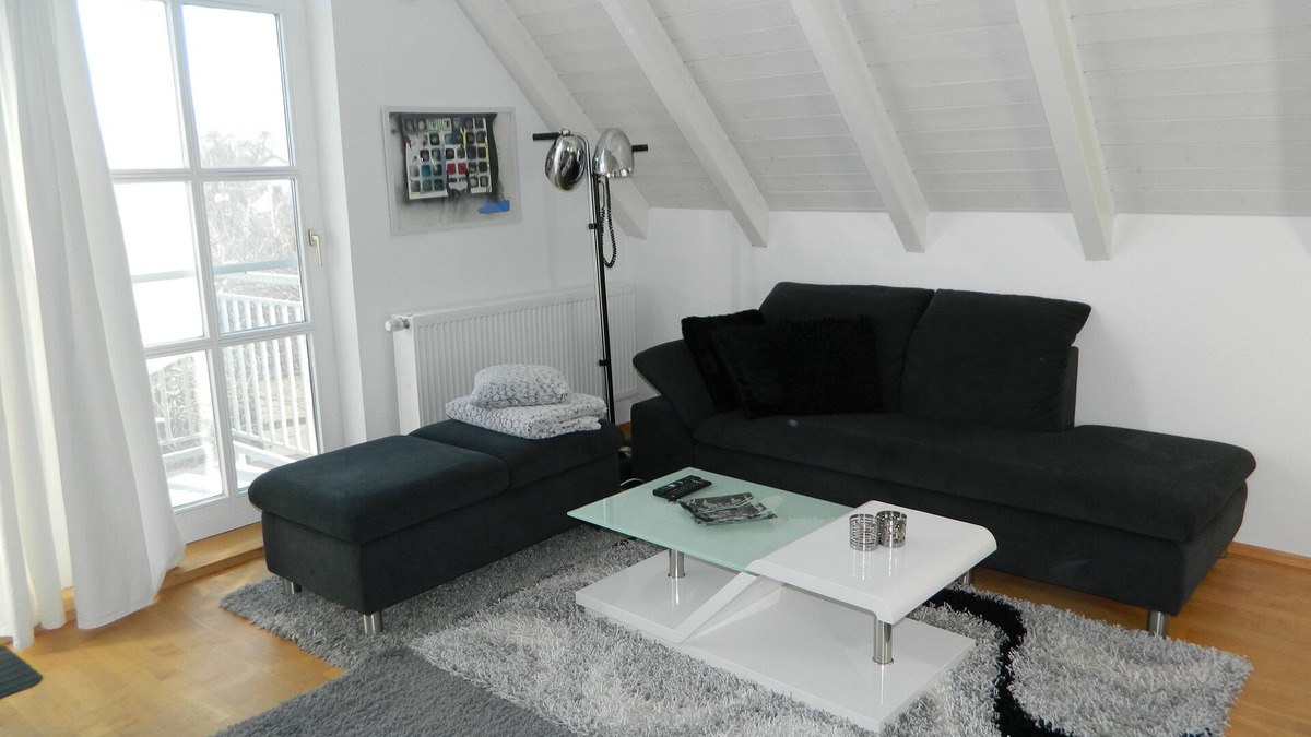 Großnobach Apartment | Loft apartment with 3 bedrooms at the gates of Munich near the airport!