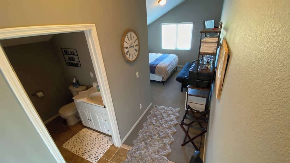 Brule Apartment | Loft at Bayside Golf Course, Single Room and Bath