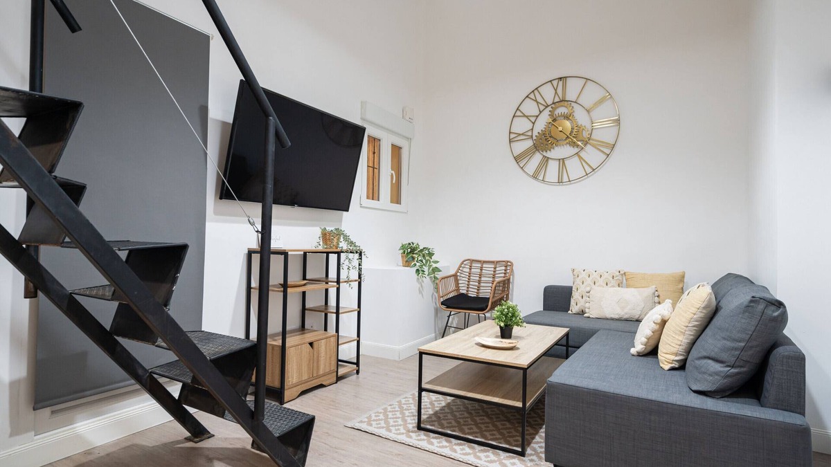 Cuatro Caminos Apartment | loft business bernabeu 5 de alquiler temporal