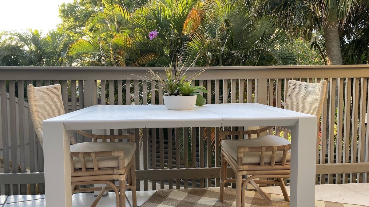 Jupiter Condo | LOFT BY THE BEACH