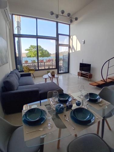 Amfilochia Apartment | Loft by the sea