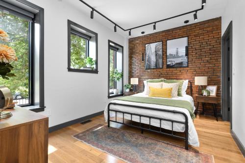 Somerville Apartment | Loft Condo Free Parking,MIT,Harvard,TD Garden