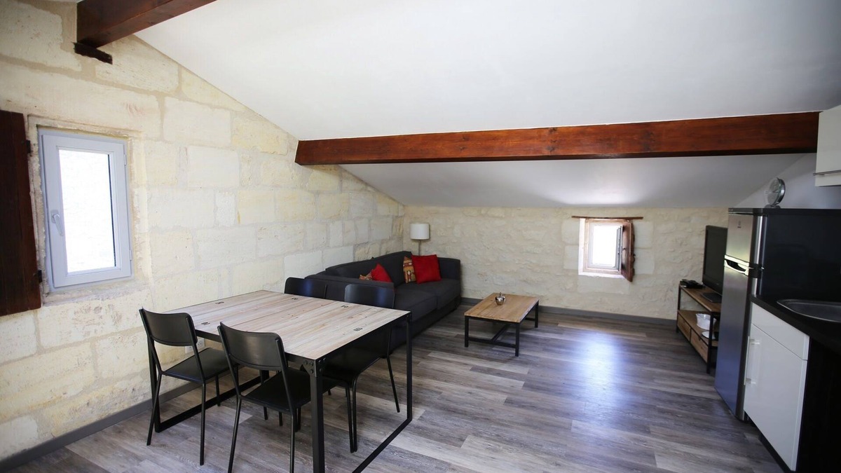 Saint-Germain-Du-Puch Apartment | Loft dans un vignoble- 15 min de St Emilion