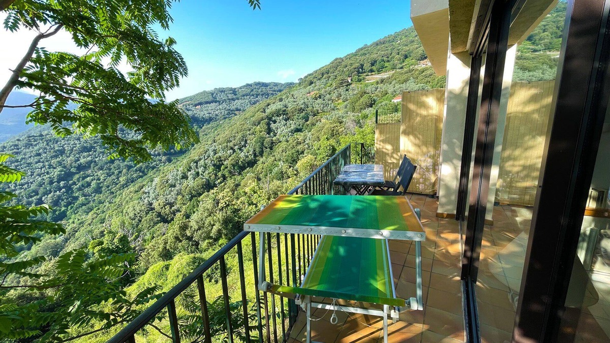Sainte-Lucie-de-Tallano Apartment | LOFT DE CHARME 72 m2 CLIM PANORAMA SUR VUE GRANDIOSE