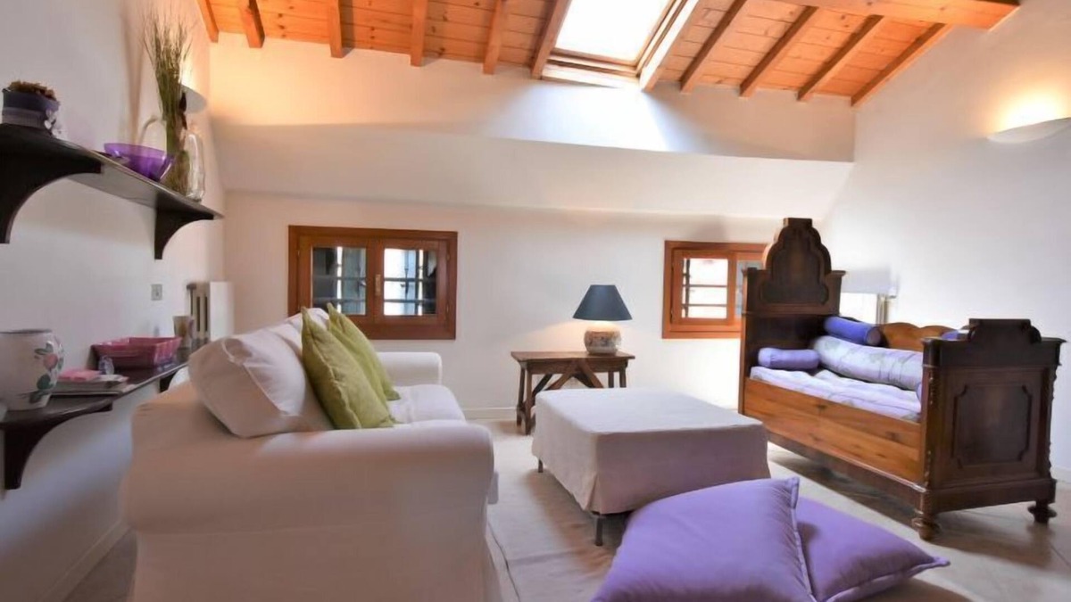 Este Apartment | Loft Este by Interhome