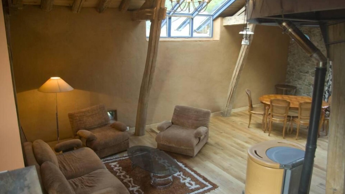 Capoulet-et-Junac House | loft in former stables