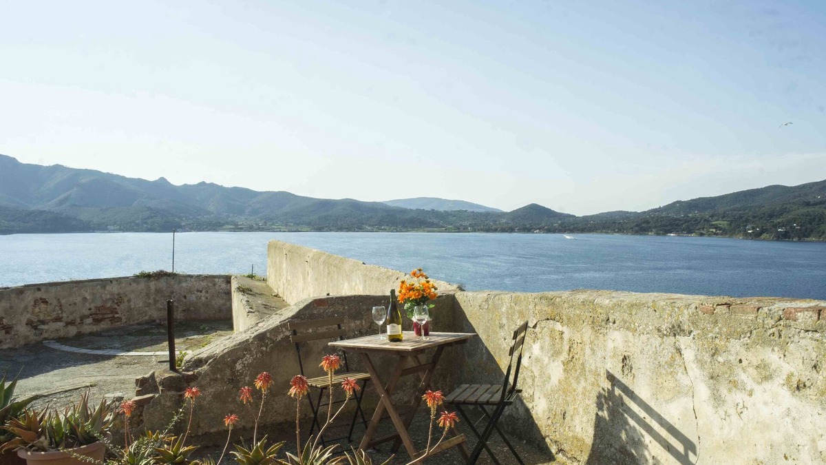 Portoferraio Old Town House | Loft in Forte Stella, built by Cosimo de' Medici in the 16th century