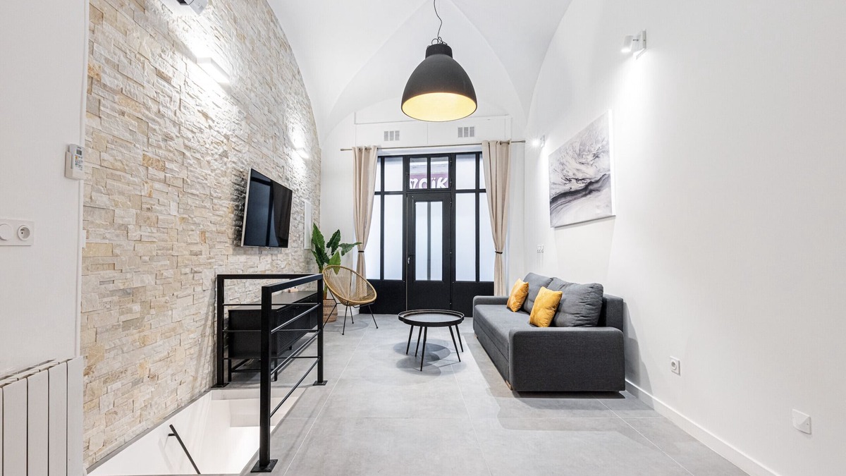 Old Town Apartment | Loft in the heart of Old City - 2 bedrooms - A/C