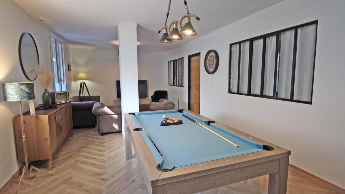 Limoges Apartment | Loft, "Le Cosy" Coeur de Ville au Calme Avec Stationnement Privé