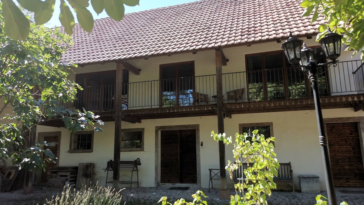 Wolfgantzen Apartment | Loft "le grenier" on a historic farm in Alsace