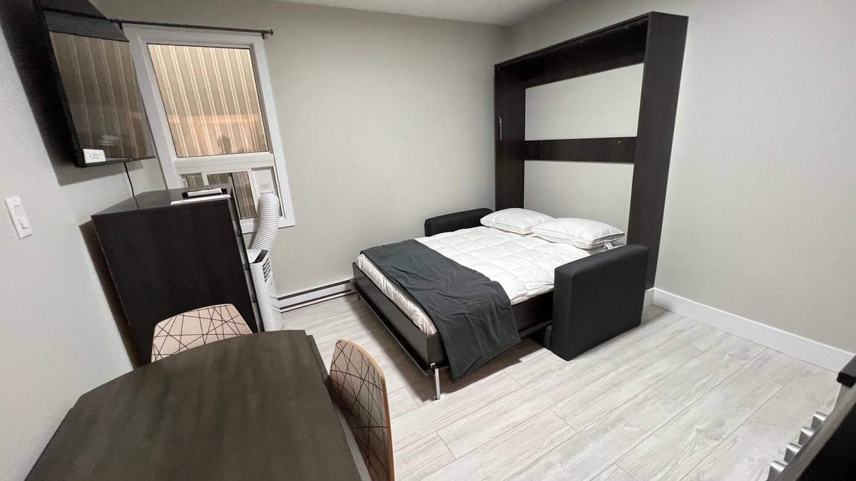 Rouyn-Noranda Apartment | Loft miniature near Plage Kiwanis (Le Centre-Ville)