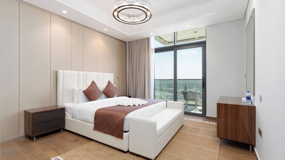 Business Bay Apartment | Loft Premium 3B City View l King size Bed