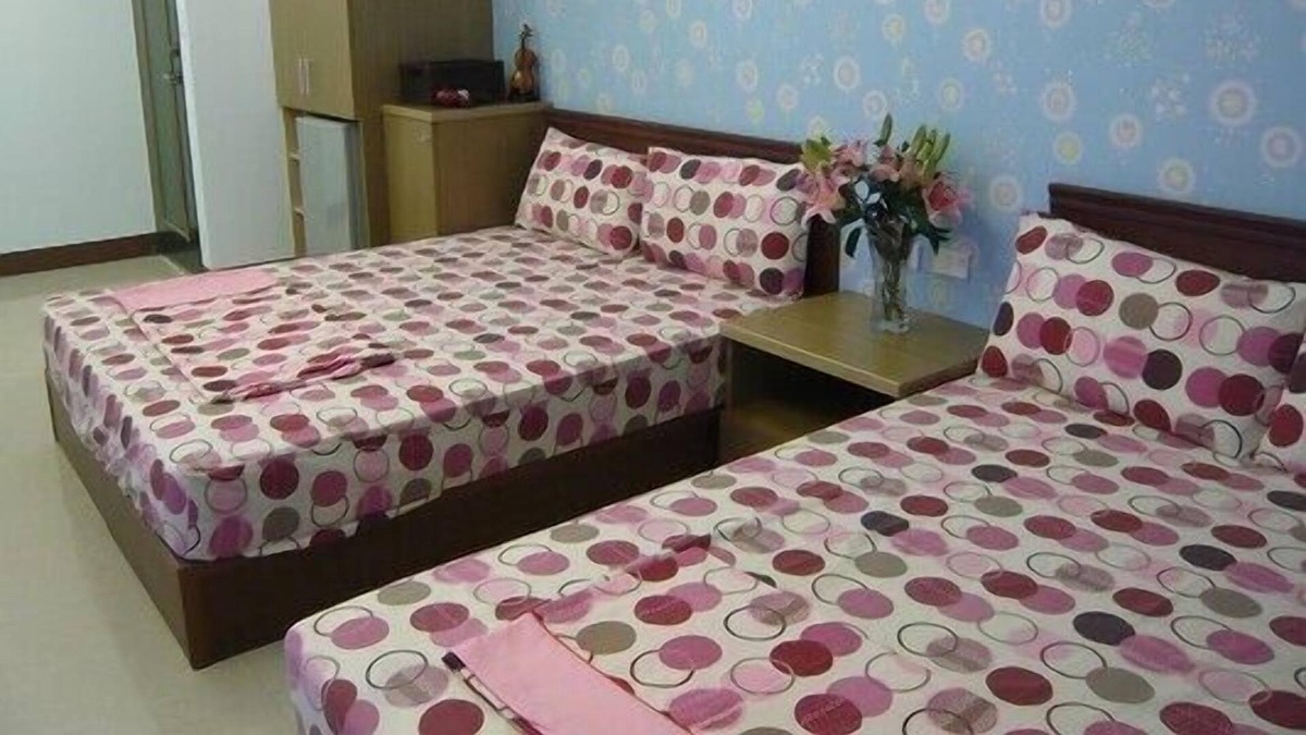 Sinsing District Apartment | Loft Style Apt sleeps 4~6pax near Kaohsiung Train Station 童話世界樓中樓近高雄火車站