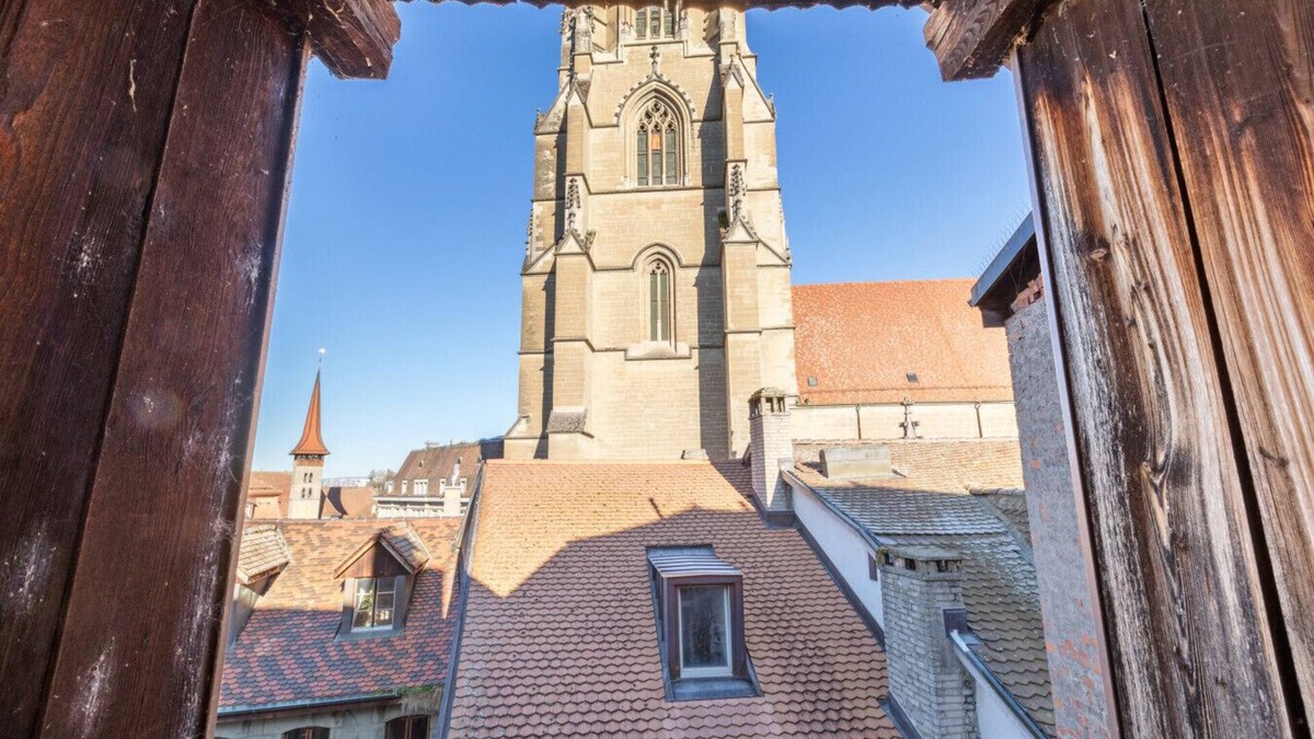 Fribourg Apartment | Loft with view of Fribourg Cathedral