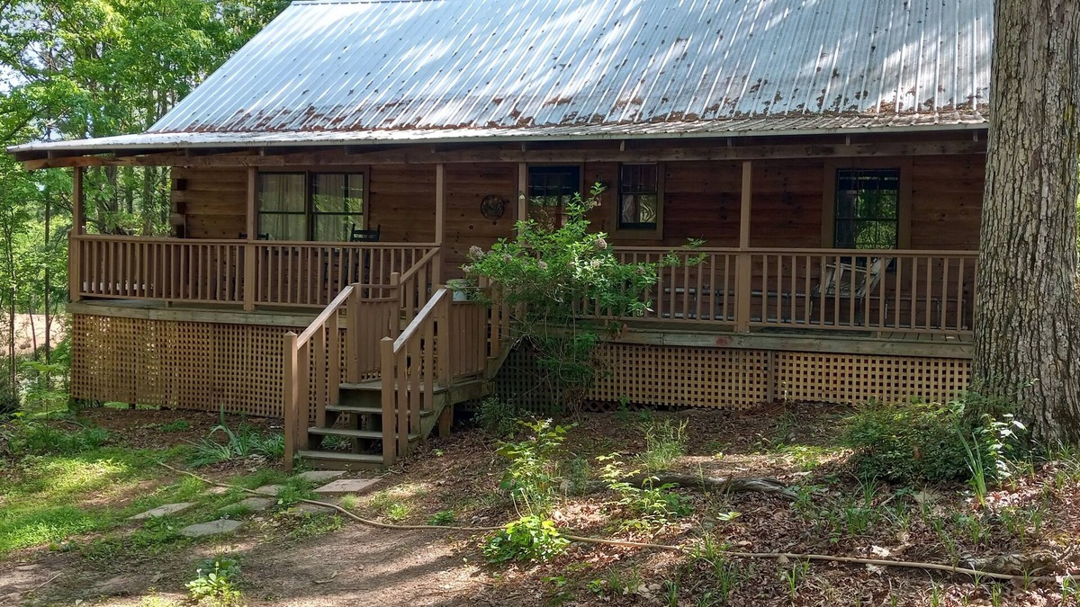 Arcade Cabin | Log cabinš„ Get A Way