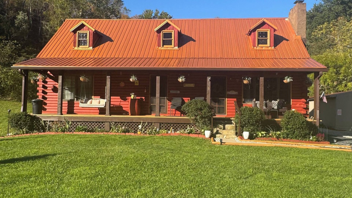 Huntington House | Log Cabin in the Field