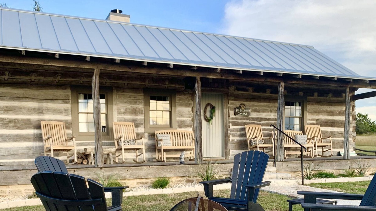 Fredericksburg Cabin | Log cabin located just 8 minutes from Main Street on Private Gated Ranch